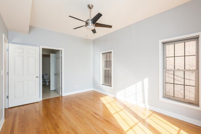 Building Photo - 2 bedroom in Chicago IL 60642