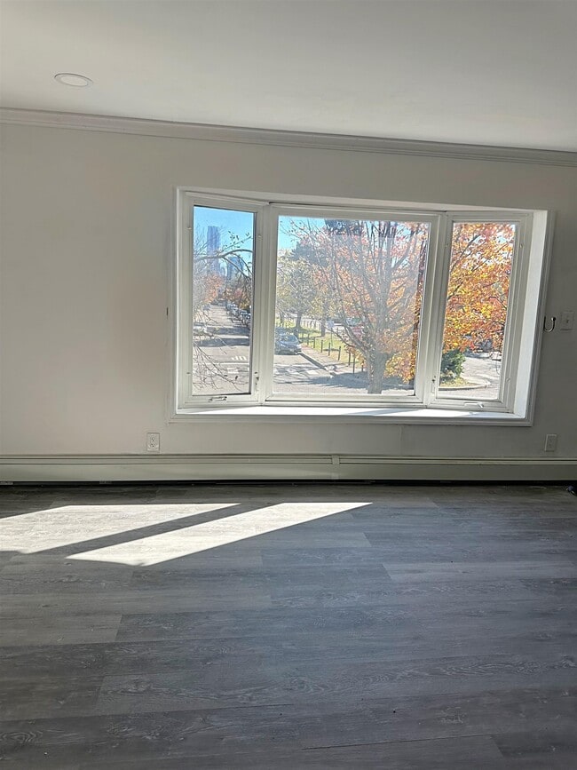 Building Photo - 367 Mercer Loop