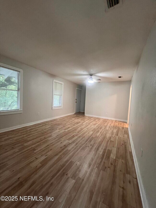 Foto del edificio - 1037 Maynard St