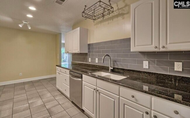 Foto del edificio - 3011 Clark St