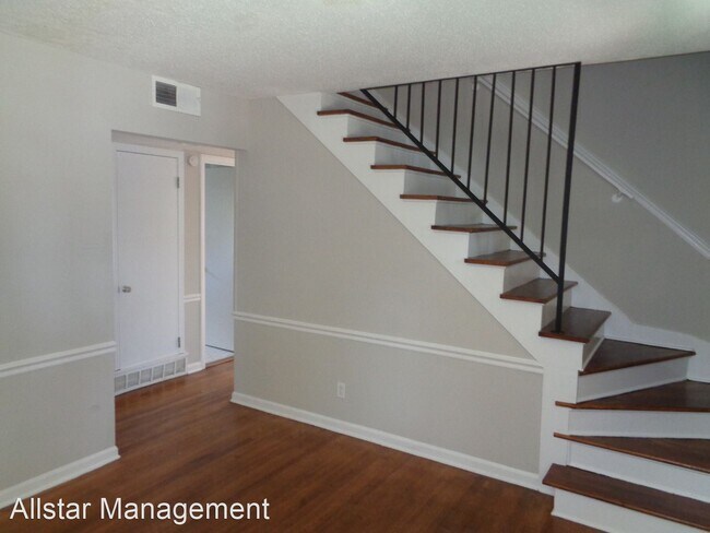 Foto del edificio - 4 br, 2 bath House - 8672 Yorktown Dr