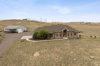 Building Photo - 3348 Hales Ranch Rd