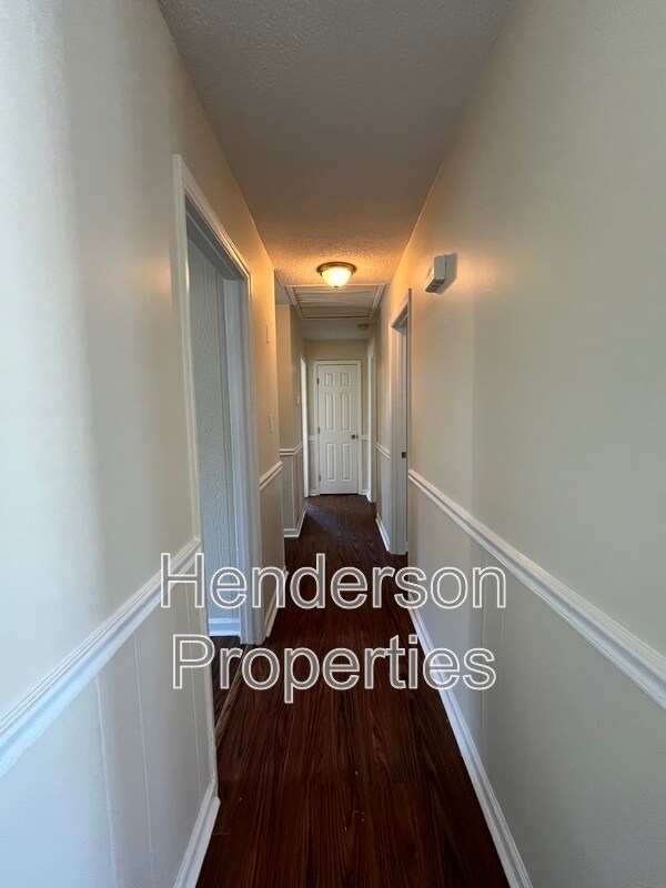 Building Photo - 108 Sunset Ln