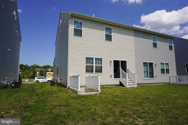 Foto del edificio - 322 Appleby School Rd