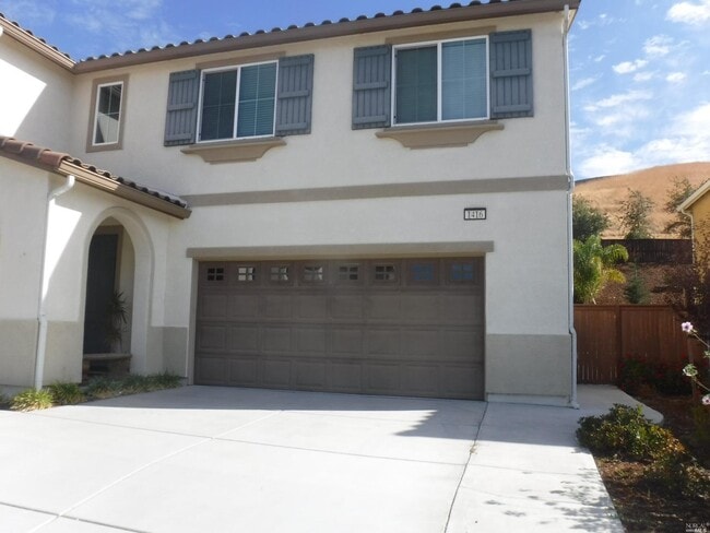 Building Photo - 1416 Couples Cir