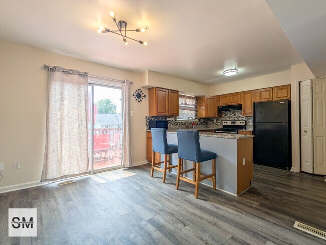 Foto del edificio - 1602 Willowwood Ct
