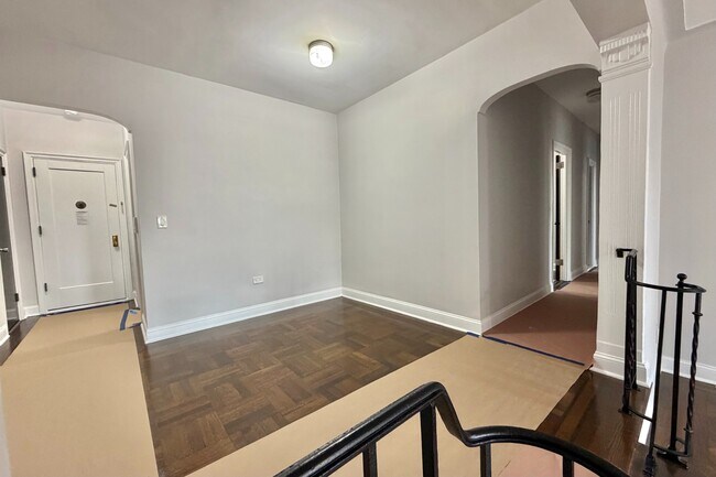 Foto del edificio - 240 Cabrini Blvd