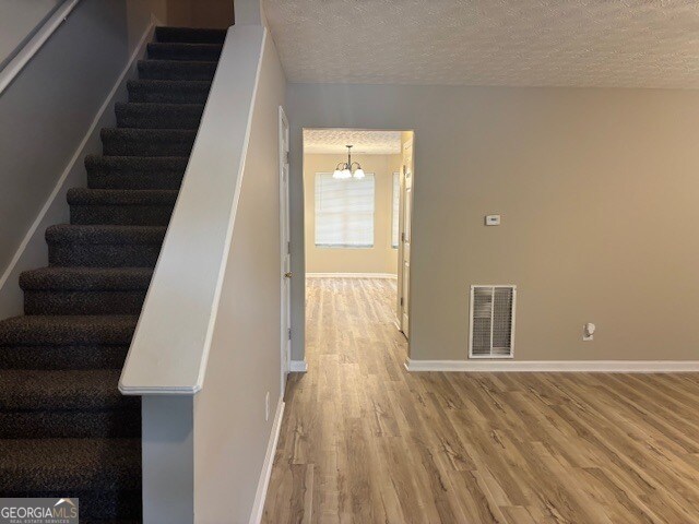 Foto del edificio - 3804 Waldrop Ln