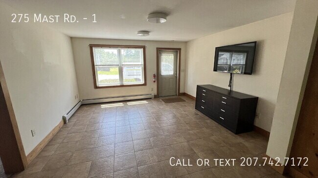 Building Photo - 275 Mast Rd