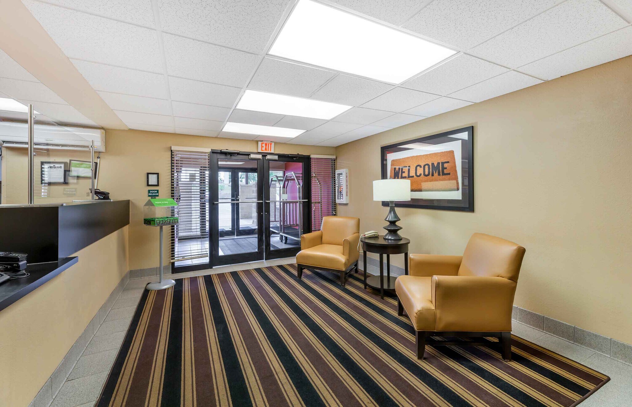 Furnished Studio-Akron - Copley - East – photo 5