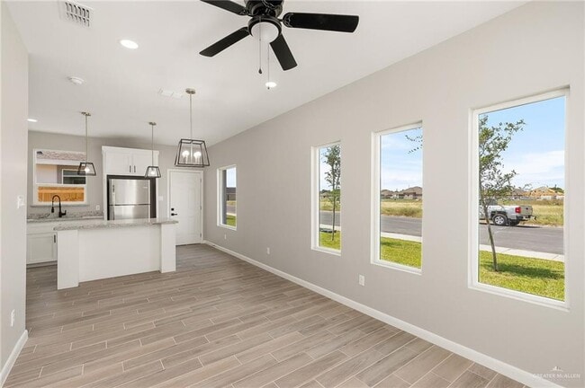 Building Photo - 9 Fuerte Ave