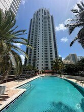 Building Photo - 1060 Brickell Ave