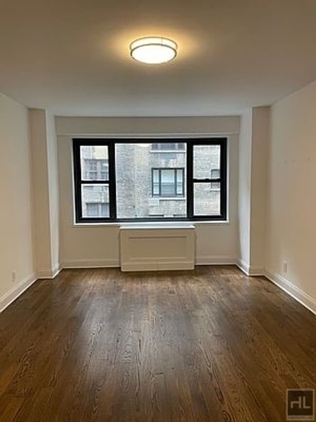 Building Photo - EAST 56 STREET