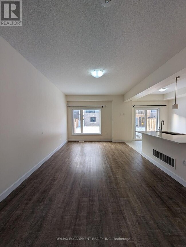 Building Photo - 55 Southam Ln