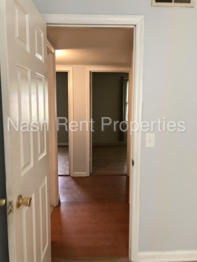 Foto del edificio - 248 Manzano Rd