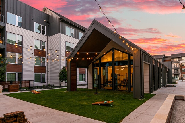 Building Photo - View at Belterra