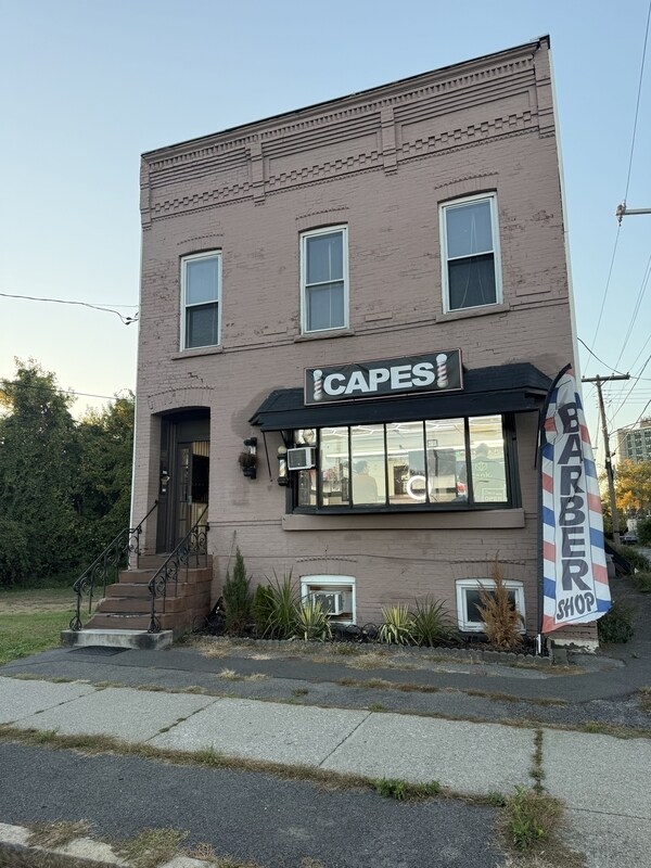 Foto principal - 6 W Lawrence St