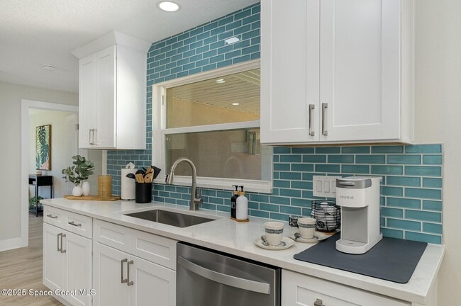 Building Photo - 100 Bel Aire Dr