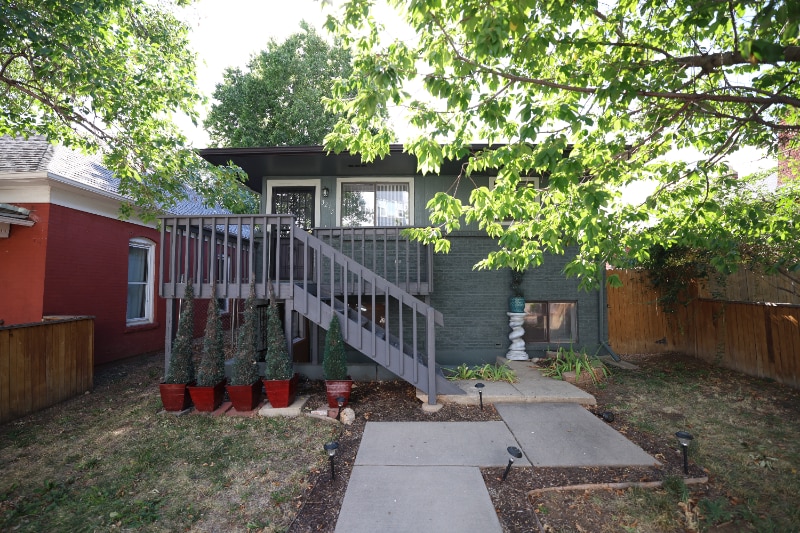 Primary Photo - 3233 Meade St