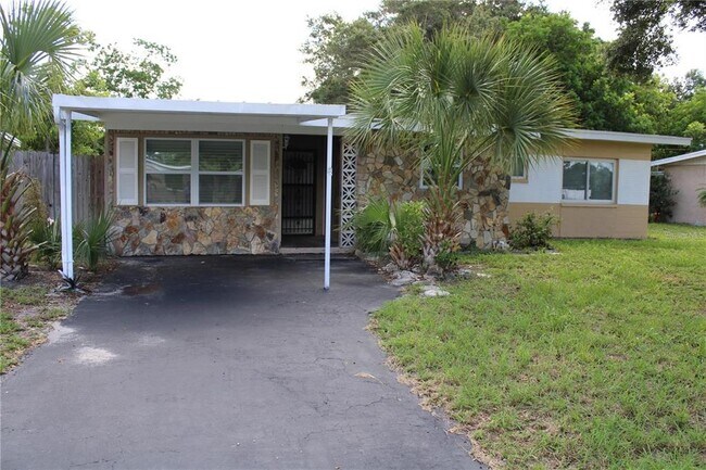 Foto del edificio - 8859 Robin Rd