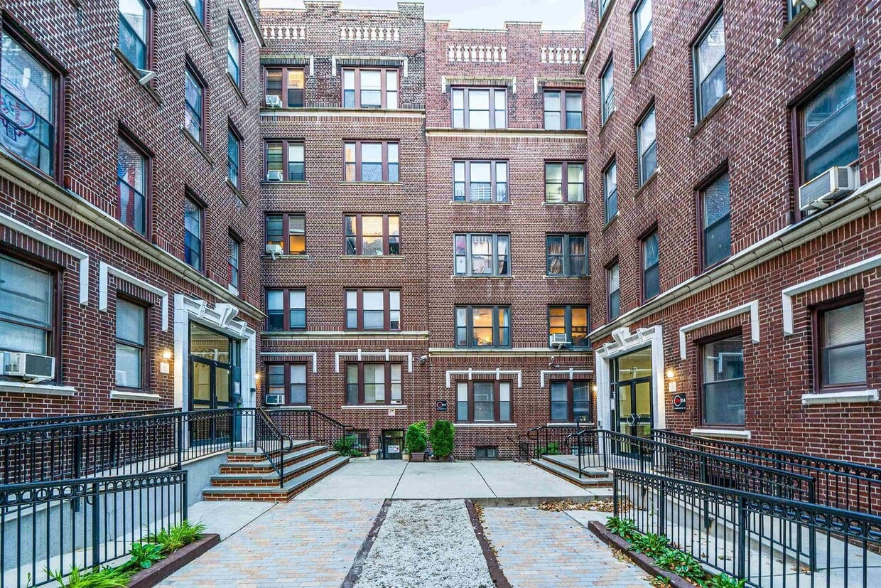 Primary Photo - 277 Harrison Ave