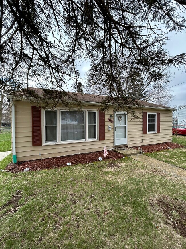 Foto del edificio - 408 E Broadwell St