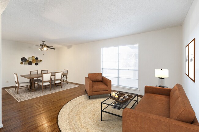 Foto del edificio - 4002 Lakeside Dr