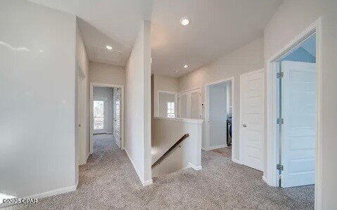 Foto del edificio - 407 Raven Ln