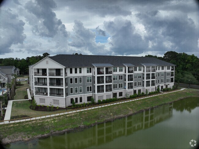 Exterior 3D - The Henslow Daniel Island Apartments & Townhomes