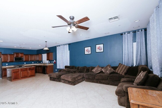 Foto del edificio - 19367 W Madison St