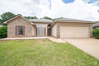 Building Photo - 17 Chive Ct