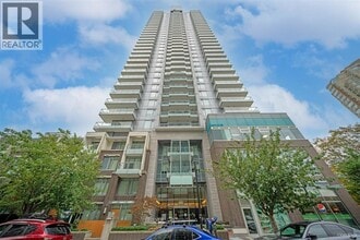 Building Photo - 6333 Silver Ave