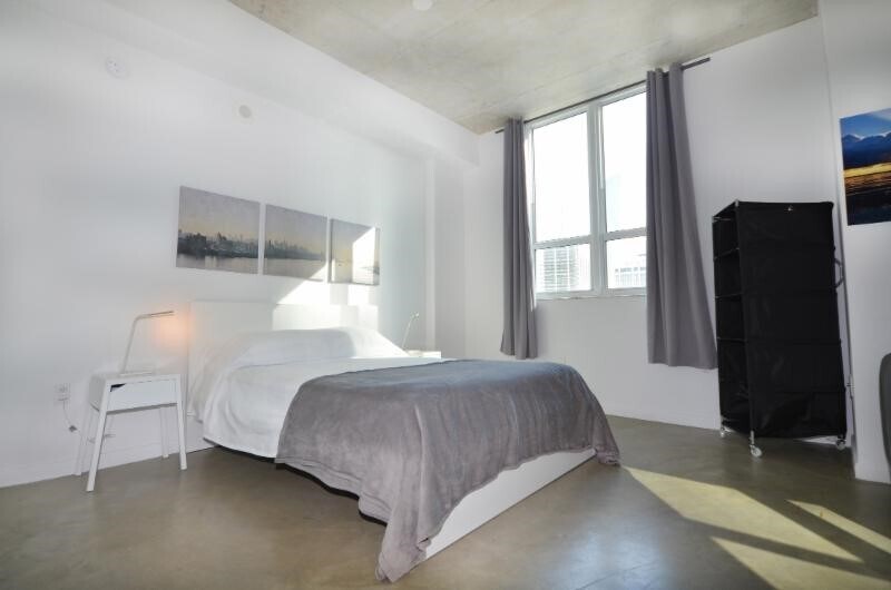 Foto del edificio - 234 NE 3rd St