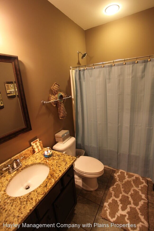 Building Photo - 3 br, 3 bath House - 1661 Overhill Court