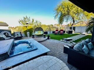 Foto principal - 10318 E Tierra Buena Ln