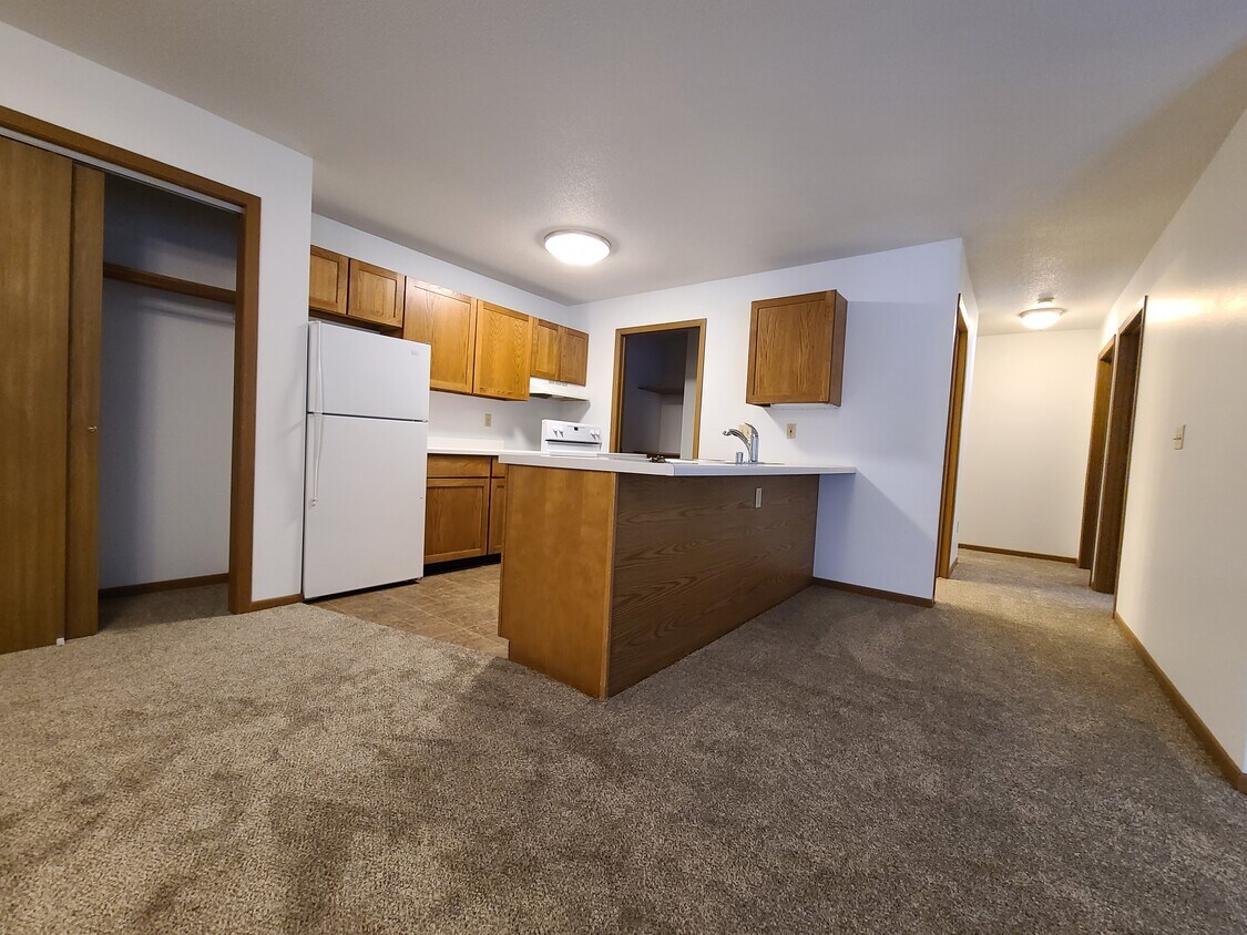 5400 Mormon Coulee Rd Unit 102, La Crosse, WI 54601 Apartments in La
