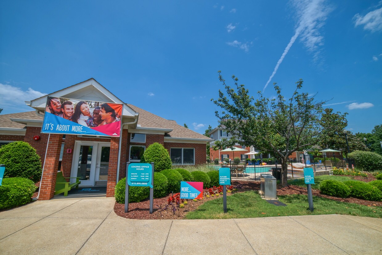 Crossings at Hazelwood 1350 Hazelwood Dr Murfreesboro, TN