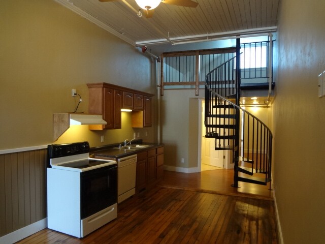Foto del diseño de interior PhotoInterior - 745 Main St