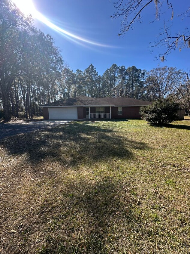 Primary Photo - Sprawling Brick Ranch in Callahan