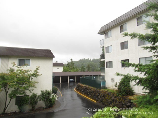Primary Photo - 9515 NE 180th St