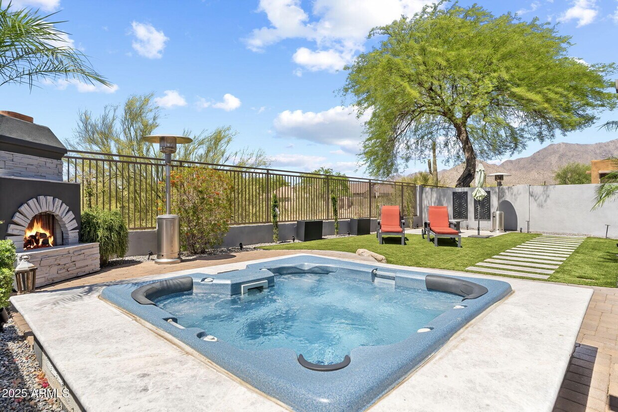 Foto principal - 10318 E Tierra Buena Ln
