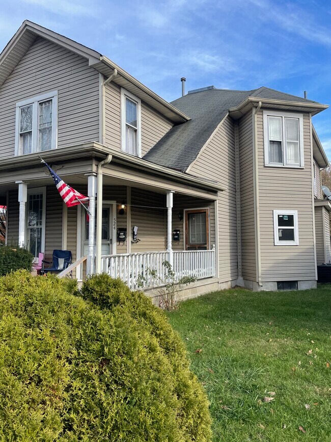 524 N Broad St Unit 524, Lancaster, OH 43130 Apartments in Lancaster