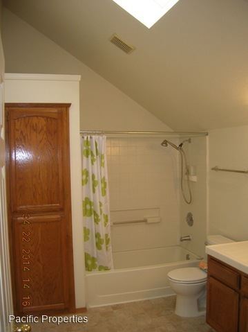 Building Photo - 2 br, 2 bath House - 1 Bay Tree Court