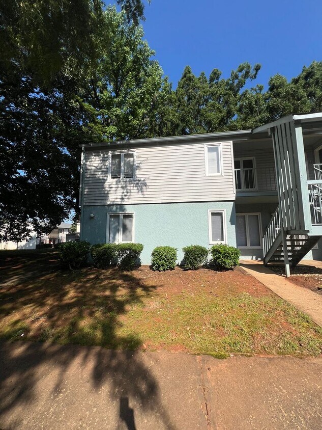 1 bedroom condo for $1050(1st floor) Clos... - 1 bedroom condo for $1050(1st floor)  Clos...