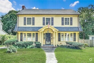 Building Photo - 61 Villa Ave
