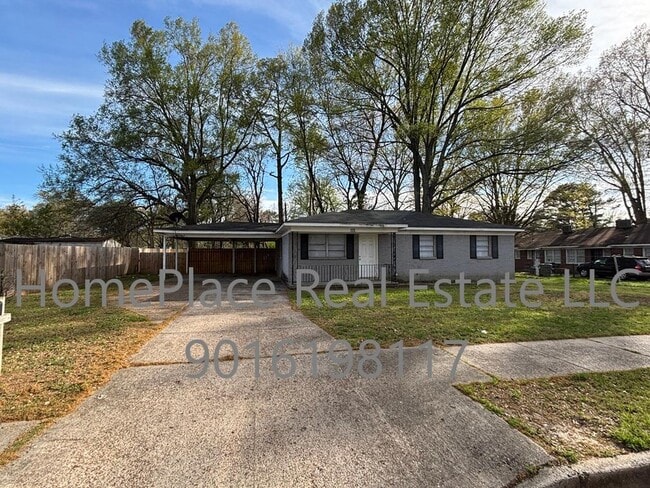Photo - 701 Frayser Dr House