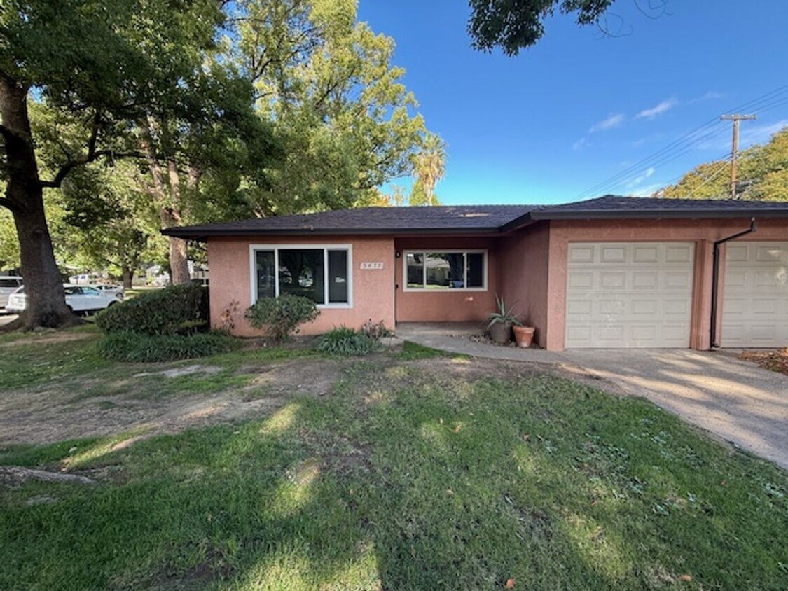 Building Photo - Fully remodeled River Park 2 Bedroom