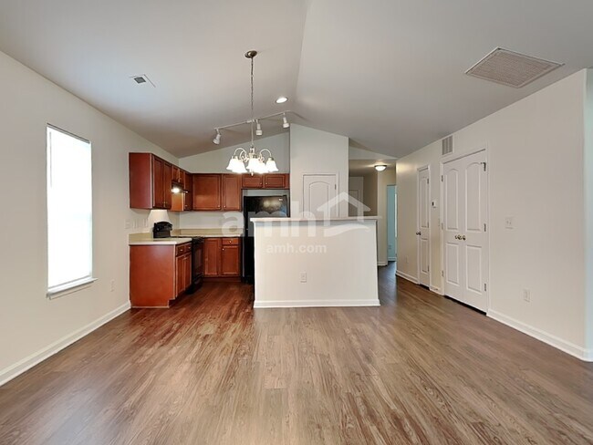 Foto del edificio - 5039 Hogan Point Ct