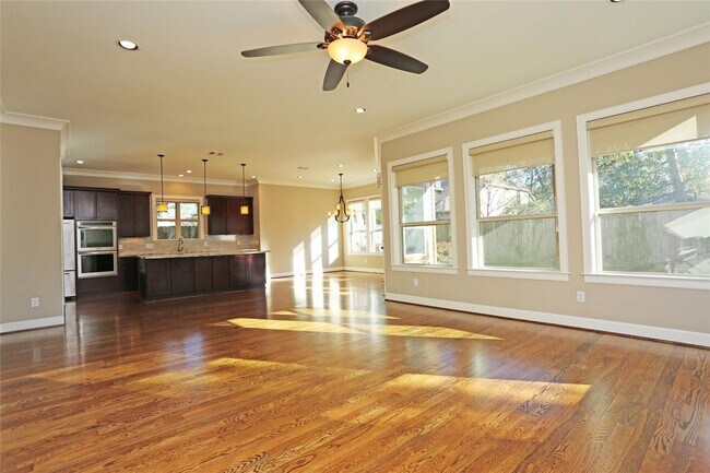 Foto del edificio - 1611 Wakefield Dr