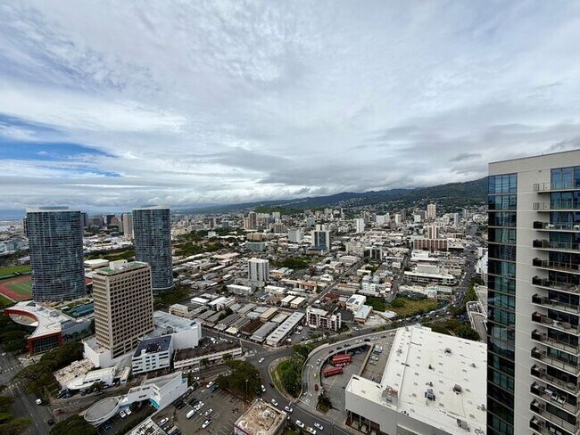 Building Photo - The Central Ala Moana: 1 Bed, 1 Bath Top Floor Unit with 1 Parking